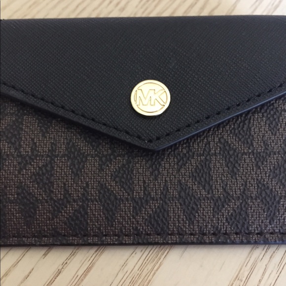 Michael Kors Brown/Black Key Ring, ID, Card Case - Picture 4 of 9